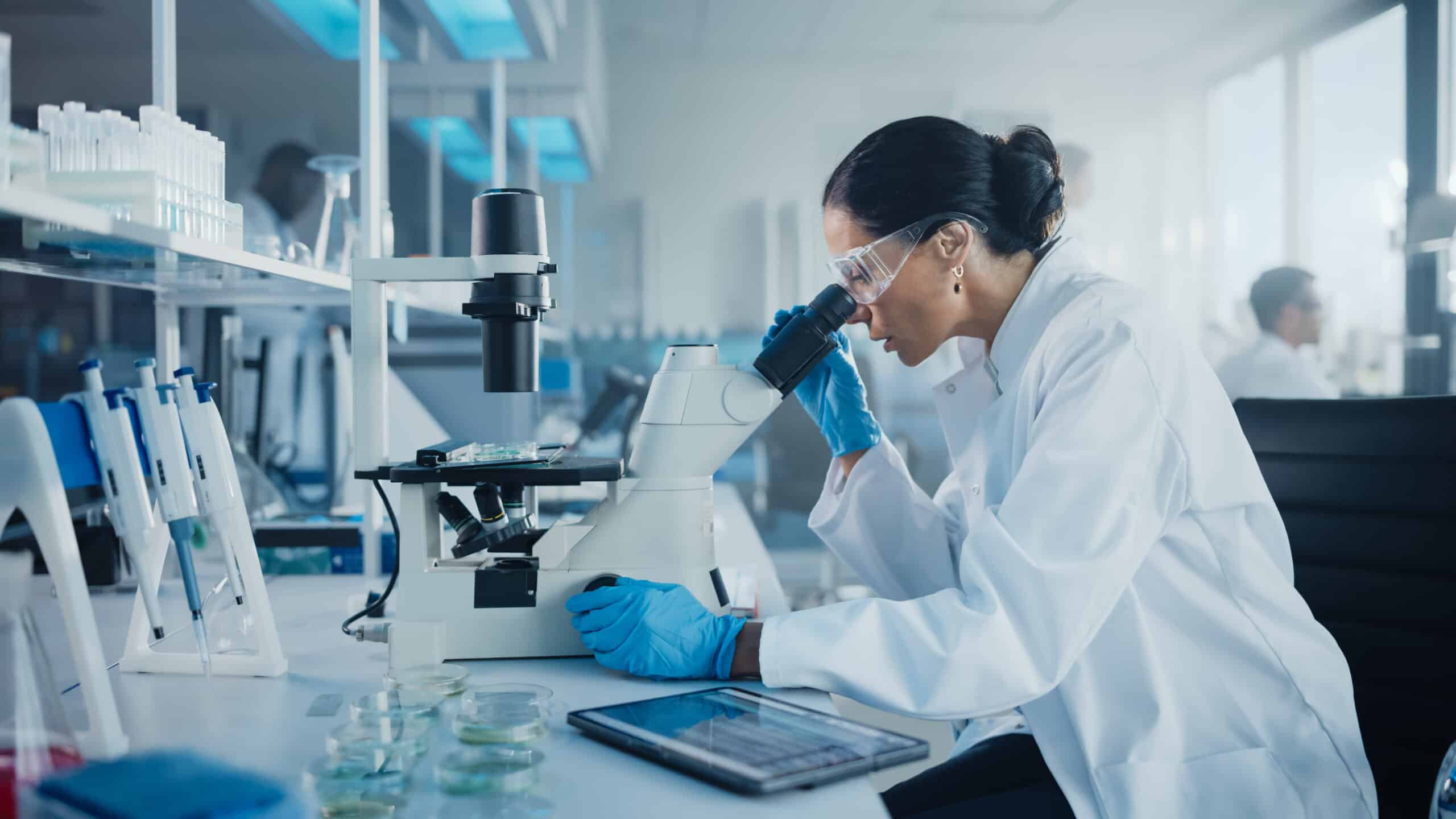 Why Critical Life Sciences Roles Stay Open for 6-8 Months (and How to Beat Those Odds)